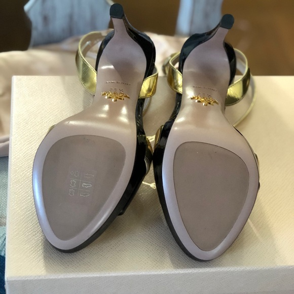 Prada shoes - Picture 4 of 8